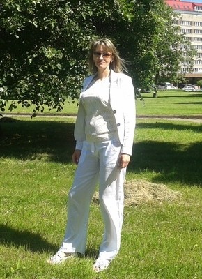 Ольга, 47, Россия, Псков