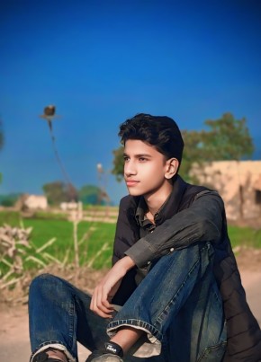 Karan thakur, 18, India, Ludhiana