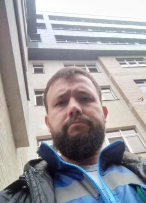 Дмитрий из Саратова 36 лет