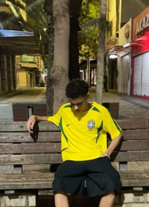 Js из São Lourenço 18 лет