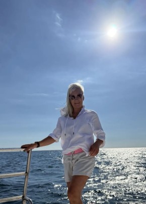 Лариса из Серпухова 47 лет