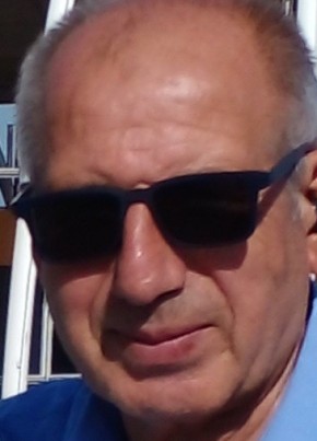 Süleyman из İzmir 52 года