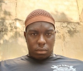 Dencifer, 25, Bamako