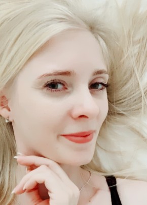 Юлия, 37, Россия, Омск