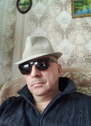 Aleksandr, 65, Russia, Rostov-na-Donu