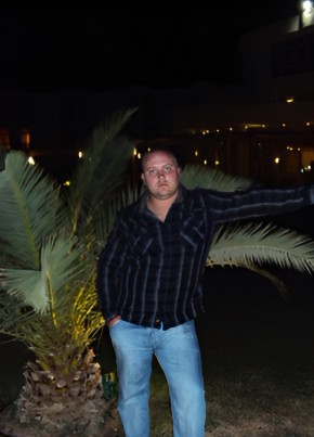 Viktor, 42, Russia, Saint Petersburg