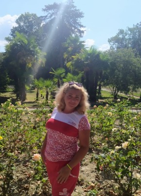 Ирина из Санкт-Петербурга 44 года