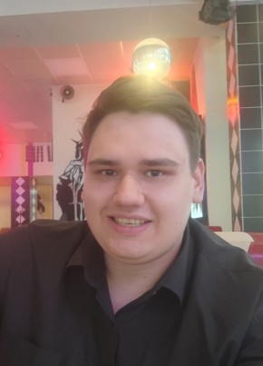 Владимир из Челябинска 21 год