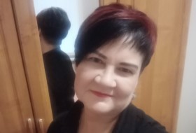 Elena, 58 - Just Me