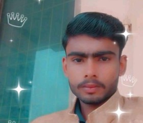 Arslan kholhar, 19, Fort Abbas