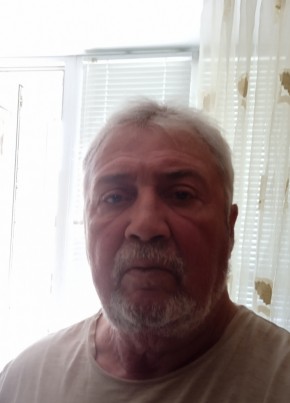 Николай из Астрахани 62 года