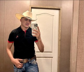 Jesus, 22, Murfreesboro