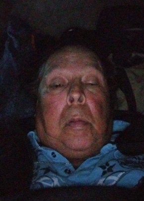 James из Pembroke 67 лет