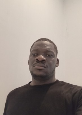 Olivier из Abidjan 31 год