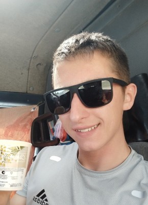 Кирилл Гребенкин, 24, Россия, Ступино