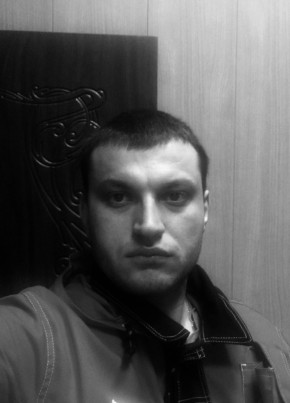 Виталий, 36, Россия, Усинск
