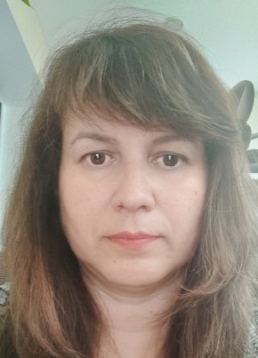 Ирина из Саратова 49 лет