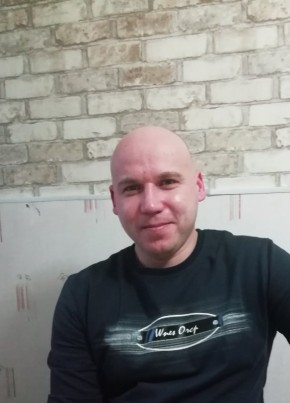 Антон, 39, Россия, Шлиссельбург