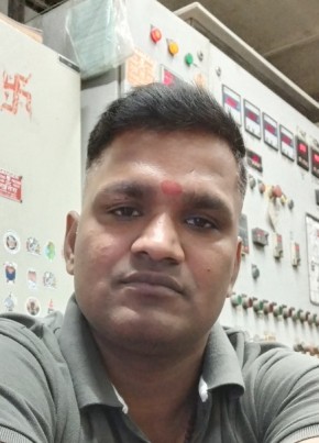 Ajay Pathak, 30, India, Ahmedabad