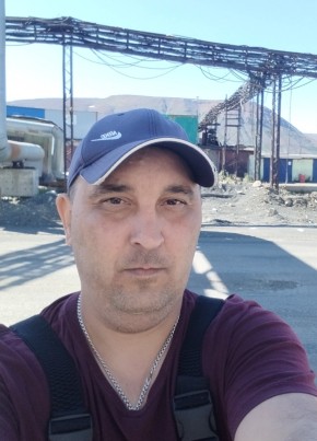 Антон из Талнаха 43 года