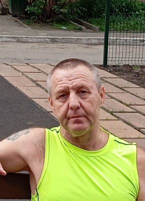 Олег из Курска 18 лет