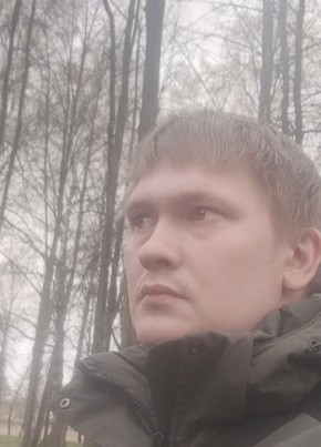 иван из Боровичи 26 лет