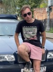 Anton, 24, Moscow