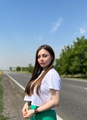 Анна из Екатеринбурга 27 лет