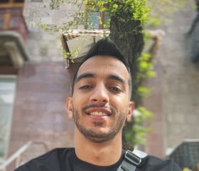 makhdi, 27, Yerevan
