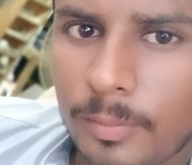 Sheikh, 29, Fort Abbas