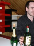 Михаил, 32 года