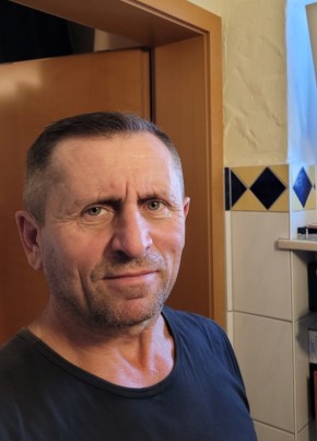 Alexander из Hanau 56 лет