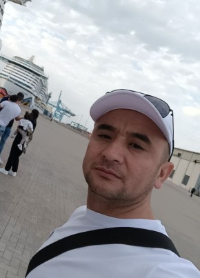 Акмал из Перми 44 года