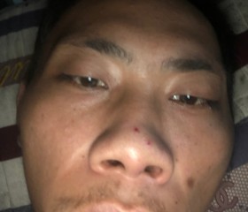 Minh, 28, Ho Chi Minh City
