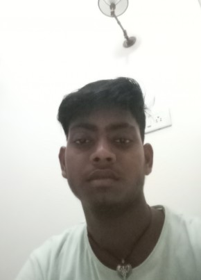 Raja Kumar, 18, India, Mumbai