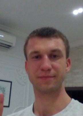Артем, 34, Россия, Воронеж