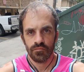 Rednec, 32, Austin (State of Texas)