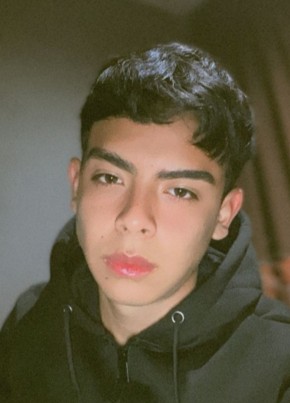 Facundo из Concepción del Uruguay 19 лет