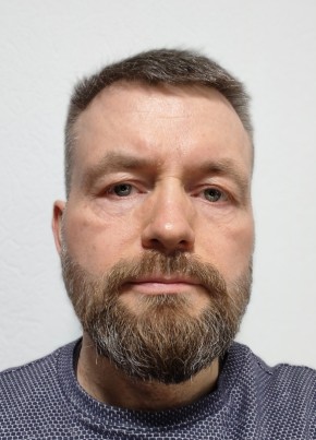 Андрей из Екатеринбурга 51 год