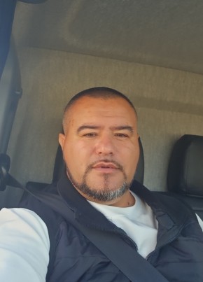 Миша из Салехарда 42 года