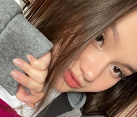 Арина, 24, Saint Petersburg