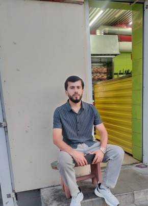Али Алижон из Подольска 21 год