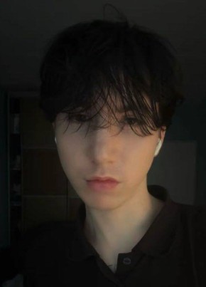 Григорий из Петрозаводска 19 лет