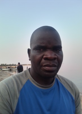 Mc berth, 33, Malaŵi, Salima