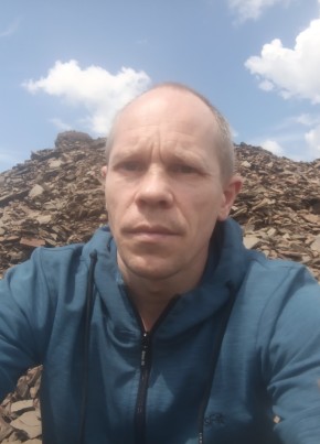 Андрей из Ростова-на-Дону 42 года