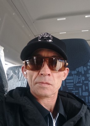 Анатолий из Нового Уренгоя 51 год