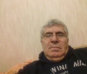 Роман, 62 года, Санкт-Петербург