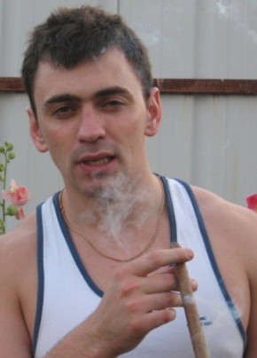 лёшик, 41, Россия, Москва