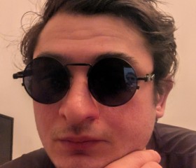 Nick, 30, City of London