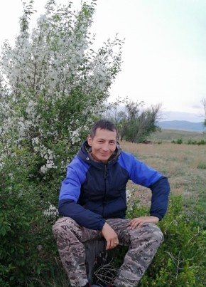 Максим из Улан-Удэ 33 года